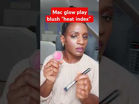 MAC GLOW PLAY