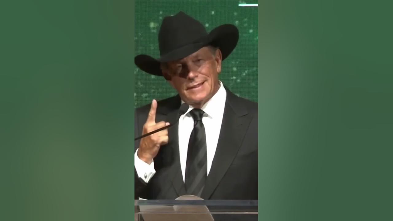 George Strait greatest hit…the time someone told him to take his hat off. 😳
