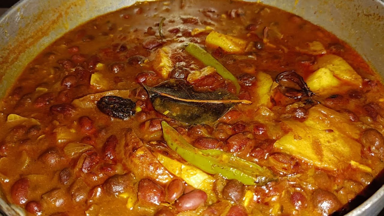 काले चने और राजमा की सब्जी | Kala Chana Rajma Recipe - YouTube