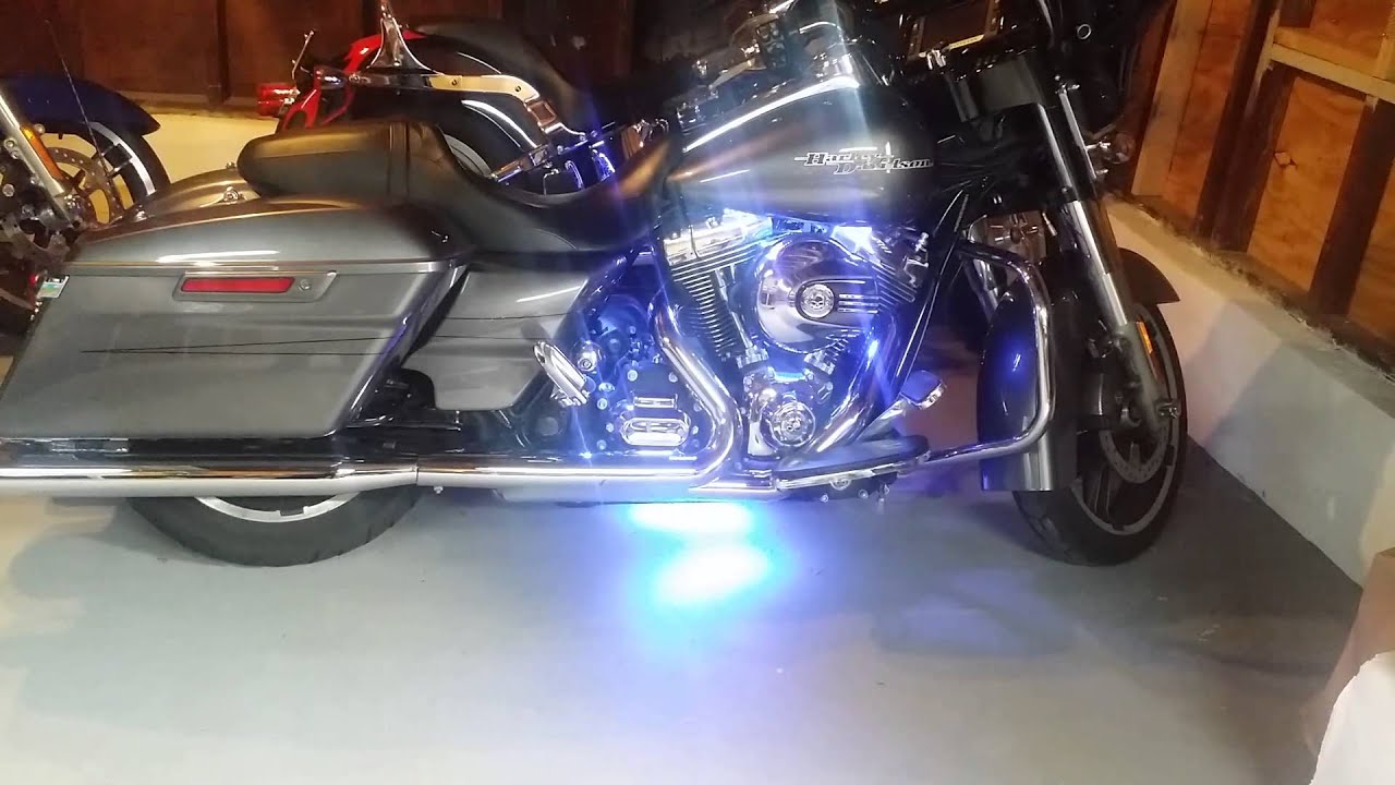custom dynamics street glide