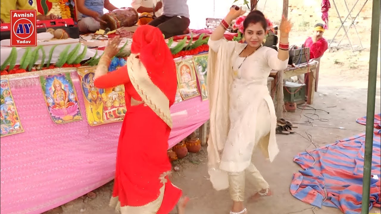 ऐसा डांस सर्दी मे जो हुआ वायरल || मन मेरो उदास ओ ढोला | Ravita shastri Bhajan #9411439973 #dance#top