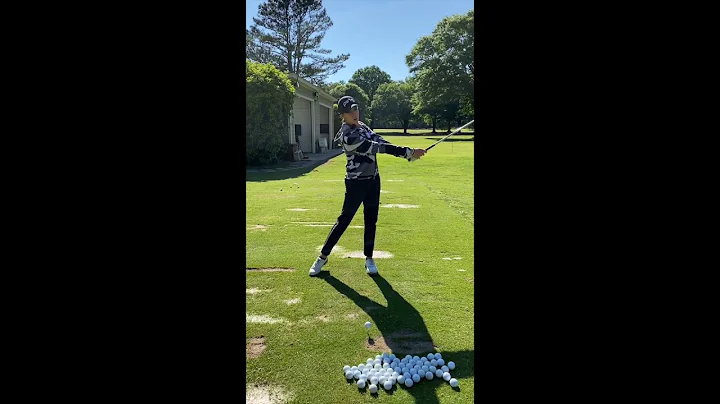 HOW TO HIT A LONG BALL with Vicky Hurst and Robert...
