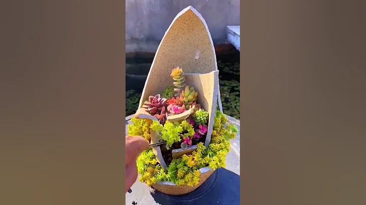 How To Make Flower Pots From Glass Bottles, Recycle Beautiful Glass bottle Gardening Ideas #shorts