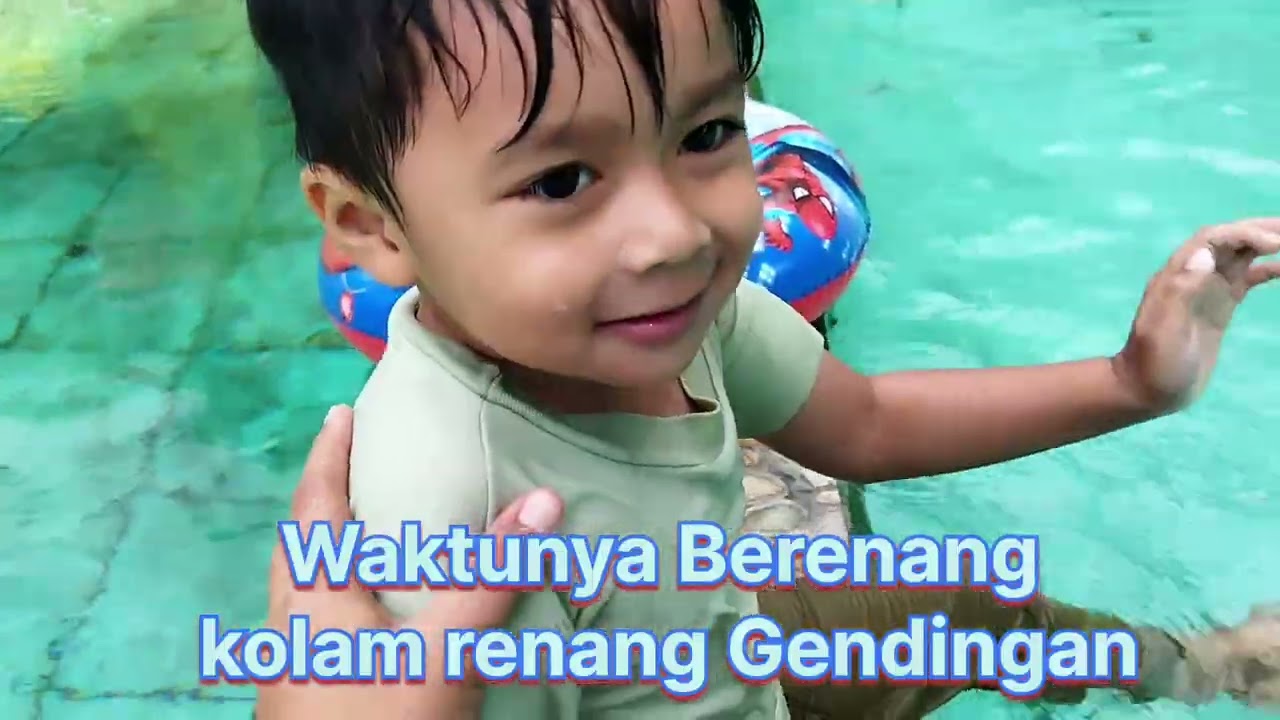 Menyenangkan anak sama dengan mendingikan pikiran || renang digendingan kendal