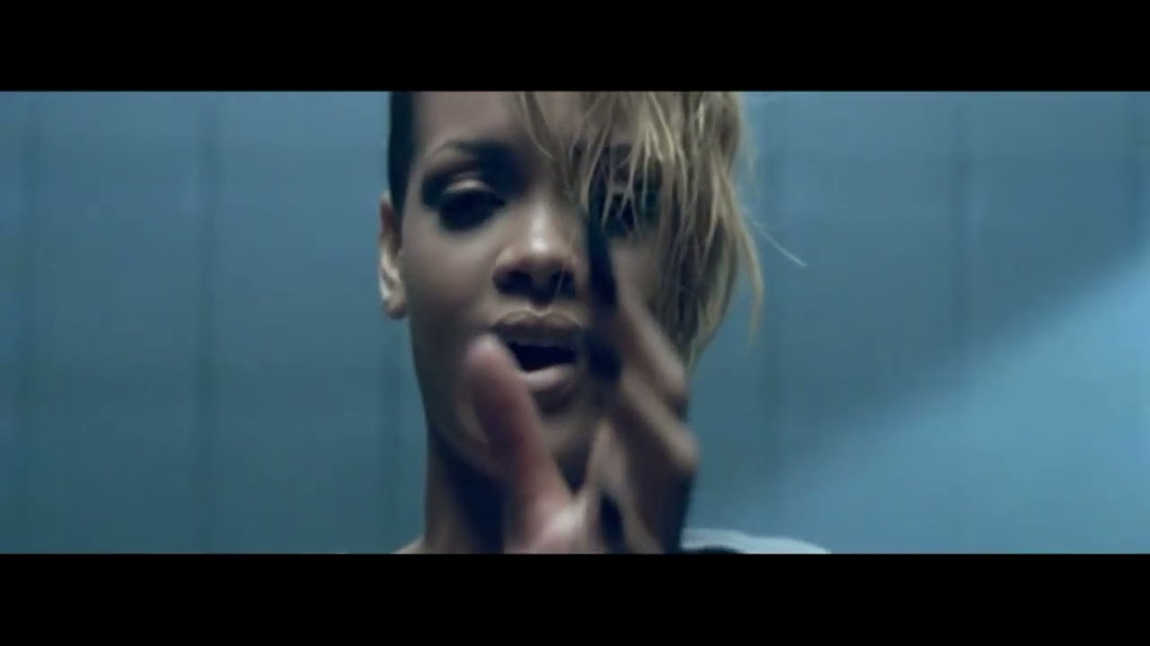 Rihanna - Russian Roulette (Kris Engwall Mashup) - Kris Engwall