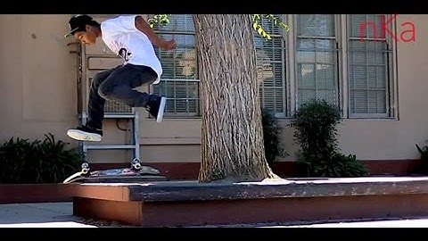 LAMONT HOLT - NOSE SLIDE NOLLIE HARDFLIP - BEHIND THE CLIPS #4