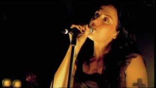 Melanie C - Here It Comes Again[Acoustic Set] (LiveHits DVD)