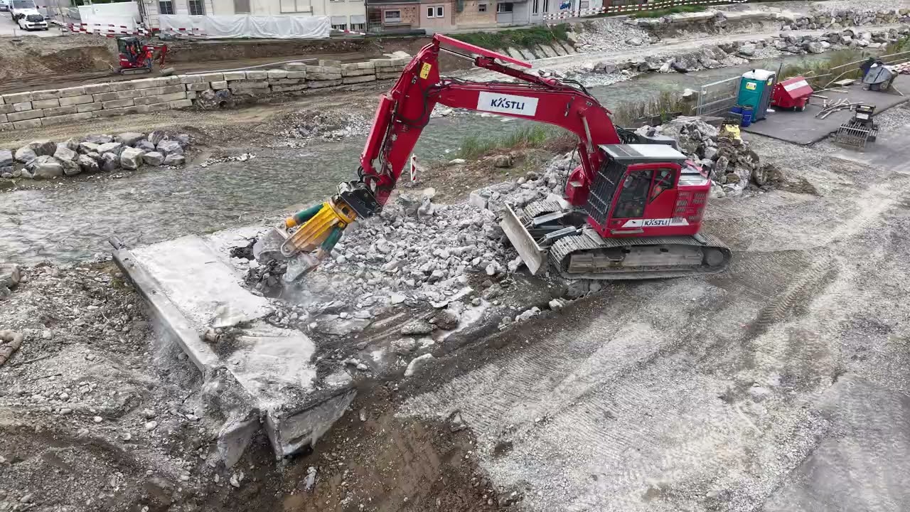 2025-08-27 Rückbau Brückenlager rechte Uferseite Sense