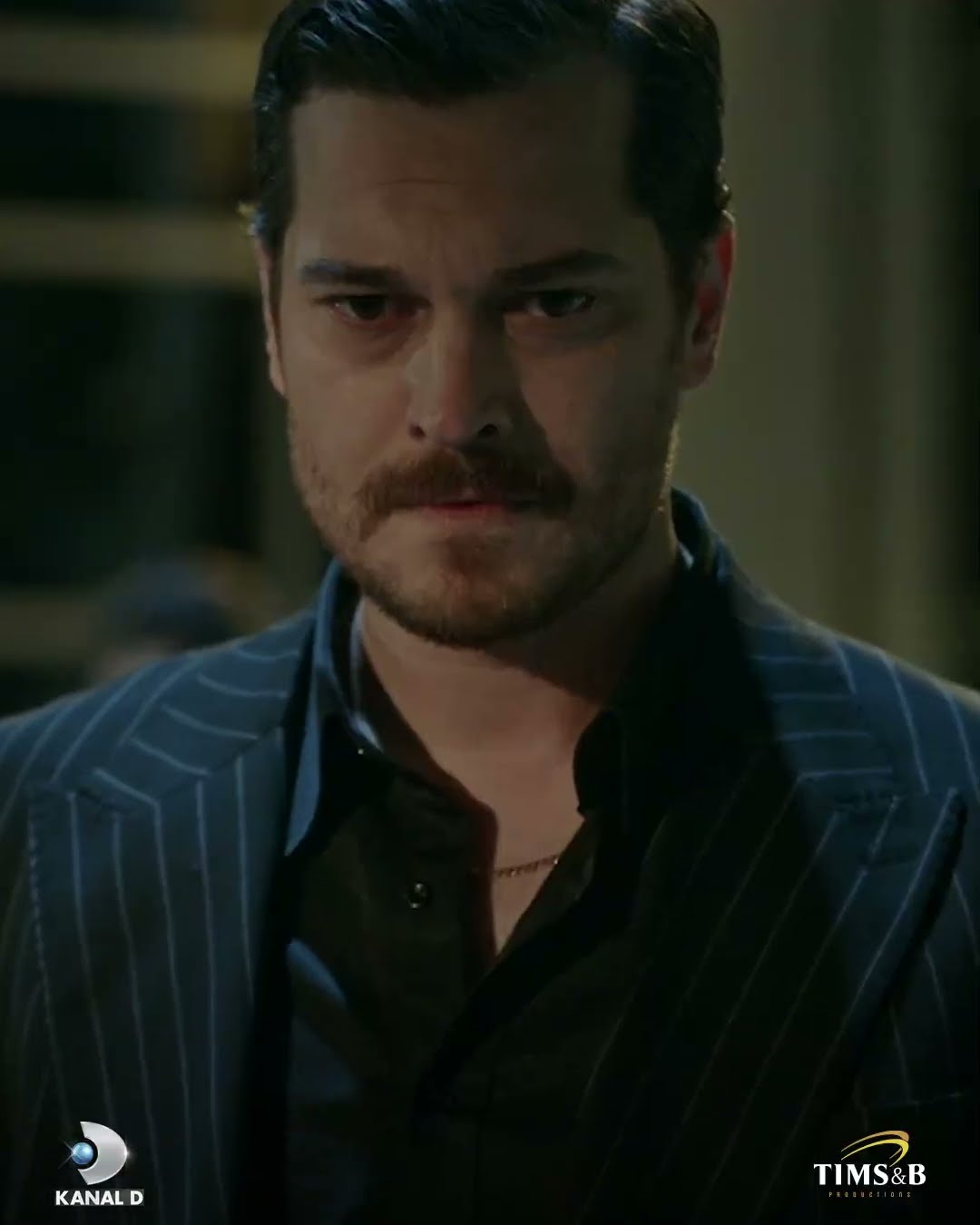 Ne yıllar unutturur, ne yollar ayırır... #EşrefRüya 19 Mart Çarşamba 20.00’de #KanalD'de başlıyor