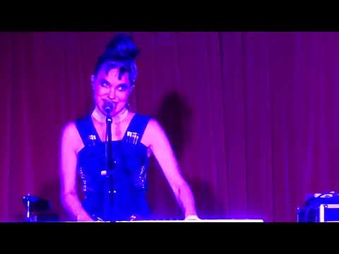 Kristeen Young - Life Kills [Live at Band on the Wall (Bar Stage), 30/09/2022]