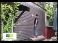 Pose bardage bois laying wood siding on an old facade cladding