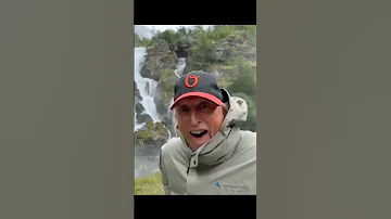 Https Vm Tiktok Com ZNdyyV8eb 