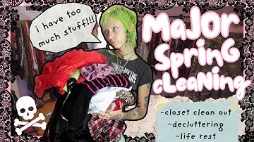 DECLUTTERING MY LIFE (spring cleaning)| closet clean out, decluttering, life reset