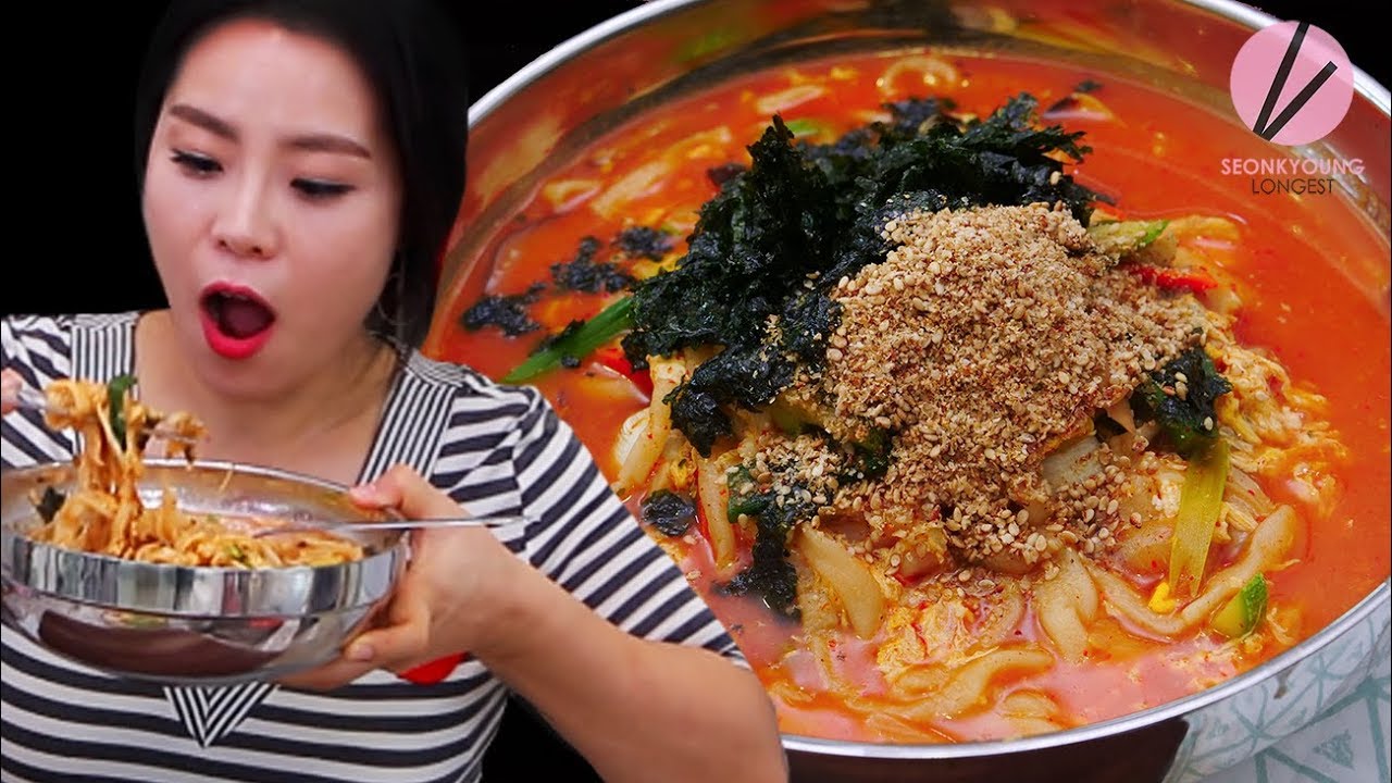 ⁣Korean Spicy Noodle Soup, Jang Kalguksu!!