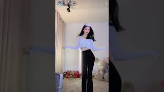 🚥惠子ssica🚥 大摆锤 phut thon 20220303-11 抖音直播舞蹈