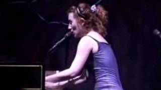 Tori Amos Blood Roses Live chords