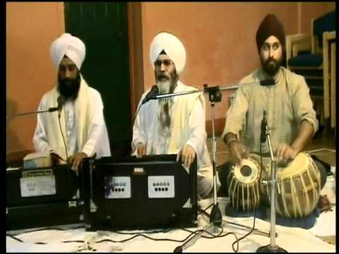 SURAJ JOGI'S KIRTAN-14-8-11-IN LEWSHAM LONDON-
