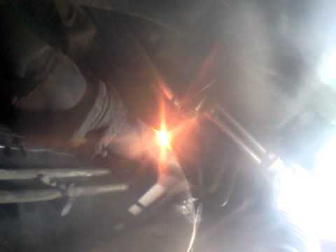 How to remove stuck o2 sensor - YouTube