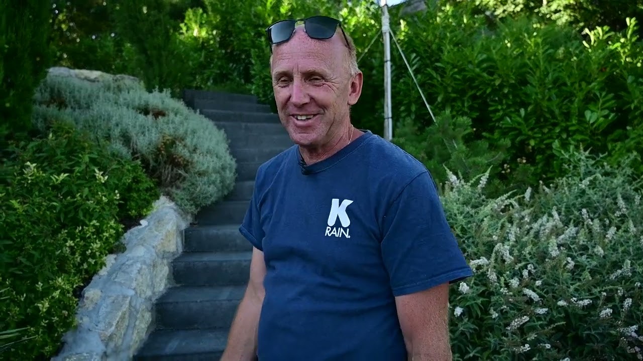 Kertépítő, kertszépítő - Kicsi kert egy KICSINEk a partoldalon