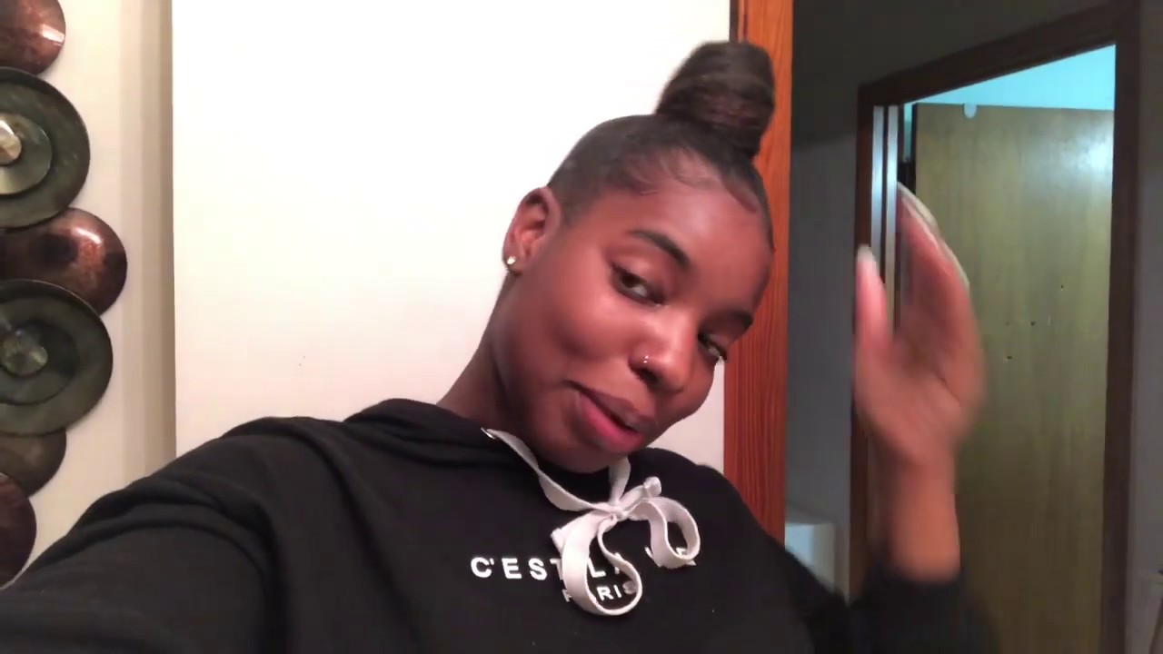 Top Knot Bun Tutorial/ with weave - YouTube