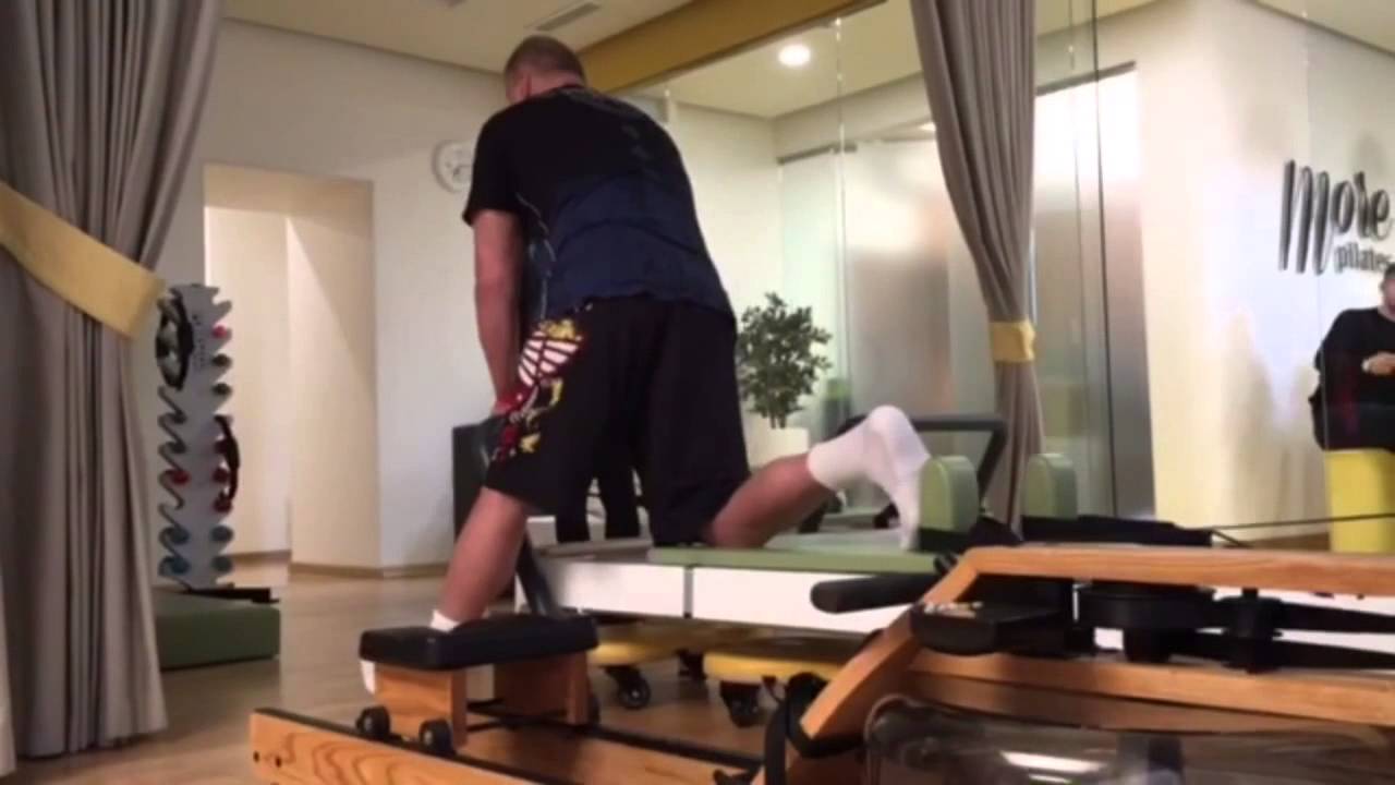 Пилатес для мужчин - YouTube