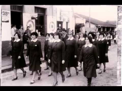 Guarda Dichato, Fotos Antiguas (Adamo - J'avais oublié que les roses sont roses) su YouTube