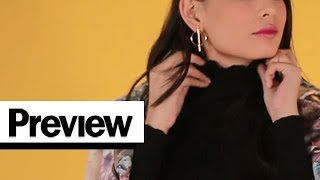 10 Ways to Style a Black Turtleneck