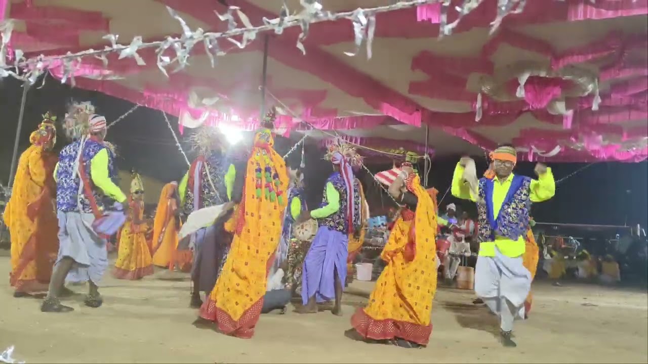 Adivasi korku culture gadli susun team bairatiki 