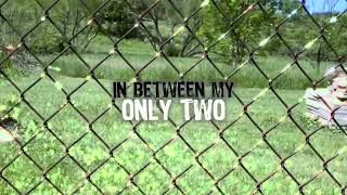 Vídeo de Out Of My Head
