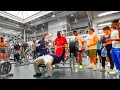 Elite lifter disguised as a nerd surprises whole gym 