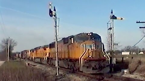 Semaphores & Street Running - CSX Hoosier Subdivision Part 1