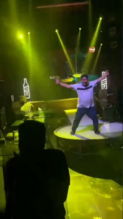 ASIK -ASIK AT DISKOTIK 360 SURABAYA