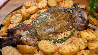 Royal recipe for lamb shoulder cooked in the oven with AMAZING Hadrami rice!