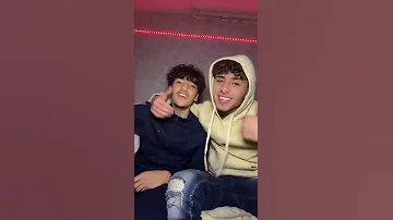ضليت اشيل اشيل هموم بصوت Mootjeyekk0 