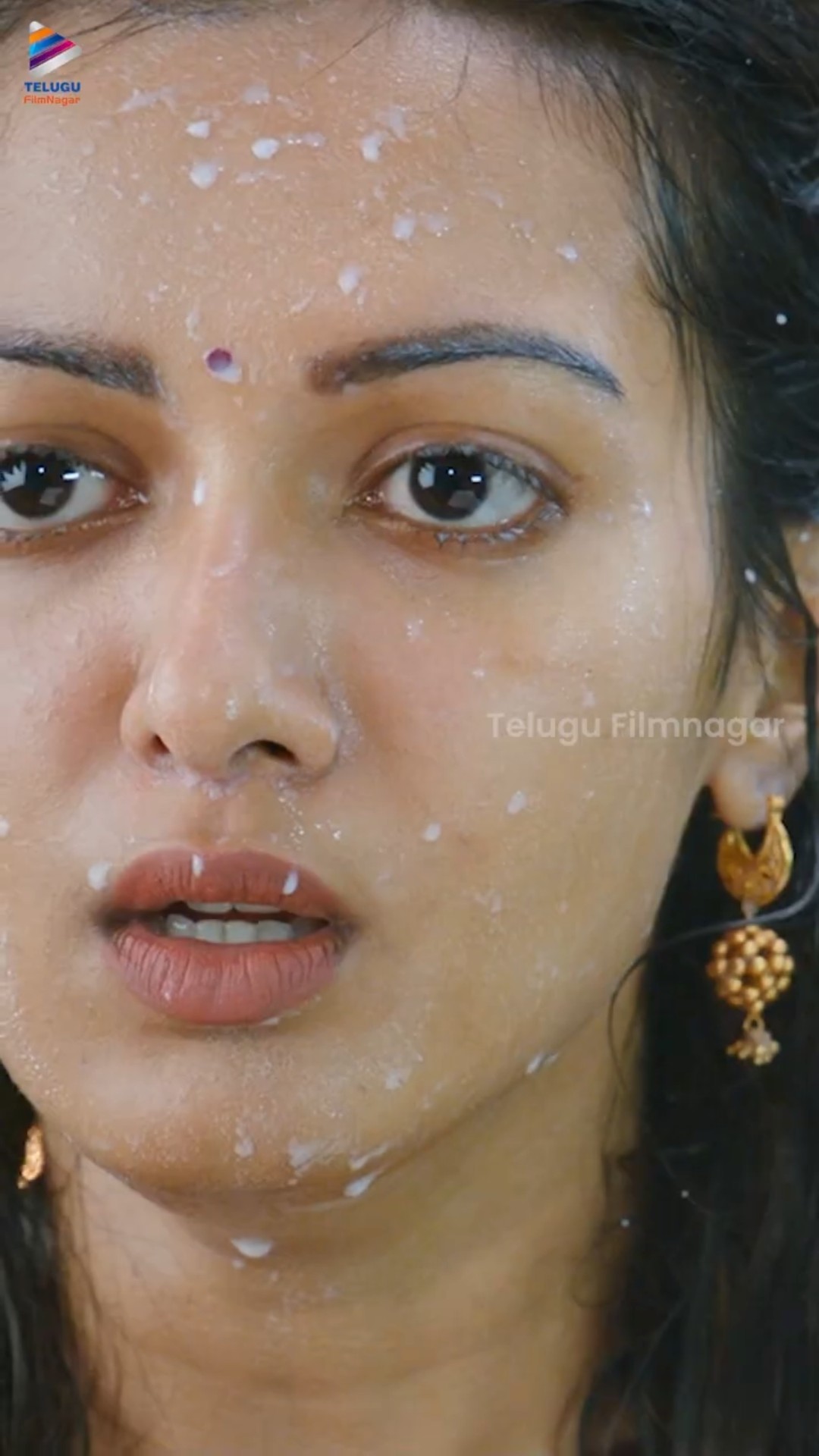క్యాథెరిన్ త్రేసాను అగ్ని ప్రమాదం నుంచి కాపాడిన సిద్దార్థ్| #Vadaladu | #CatherineTresa | #Siddharth