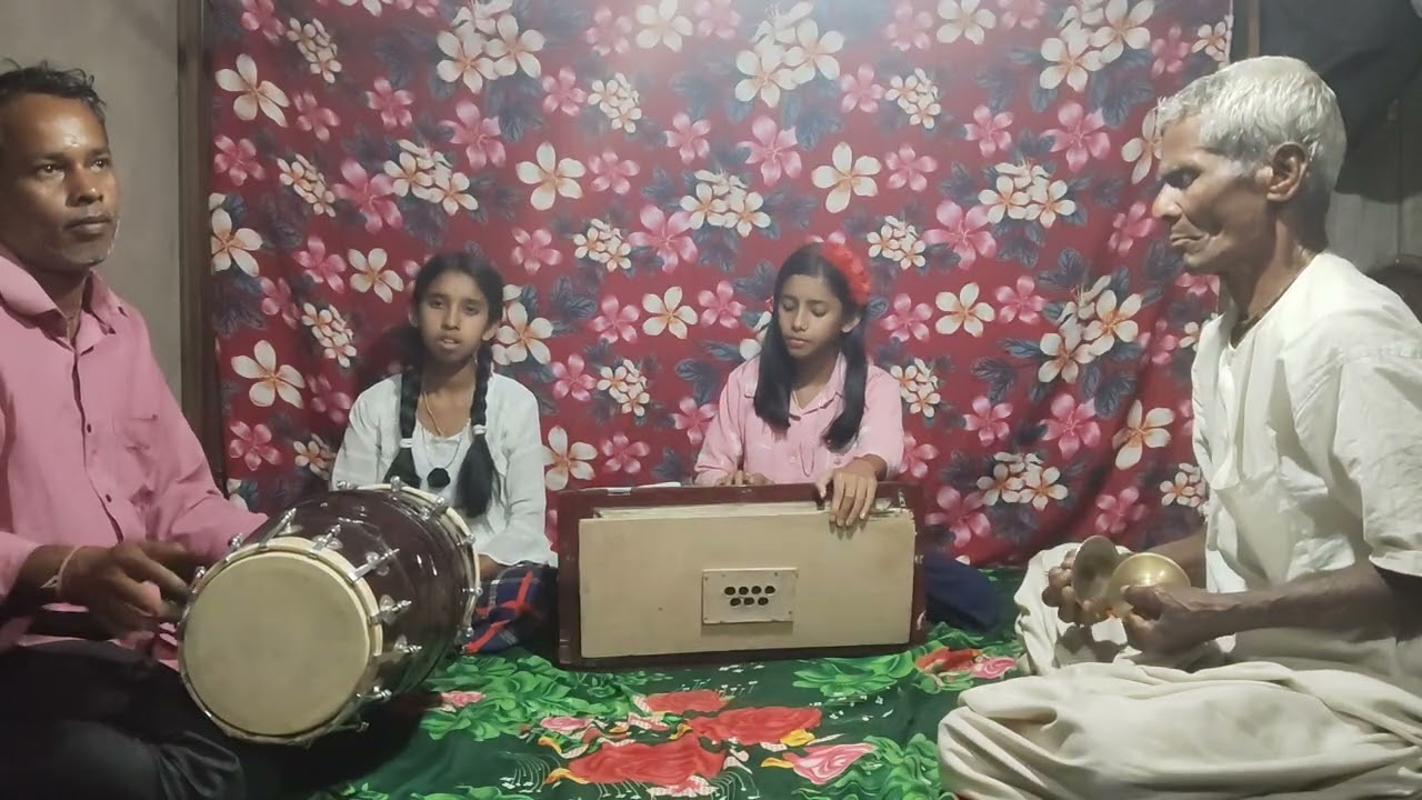 মাটির কাঁচায় বসত করে সোনার ময়না পাখি একদিন তো সে উড়ে যাবে আমায় দিয়া পাখি শিল্পী গীতা বৈষ্ণব