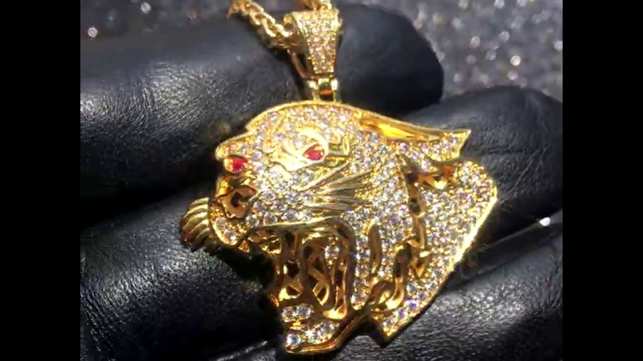 18K Yellow Gold Finish S925 Silver Roar Lion Pendant On Helloice .Com