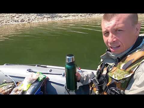 Видео: Рыбалка на водохранилище. Как начиналась рыбалка на квх в прошлом сезоне. Первая щука сезона в лодке