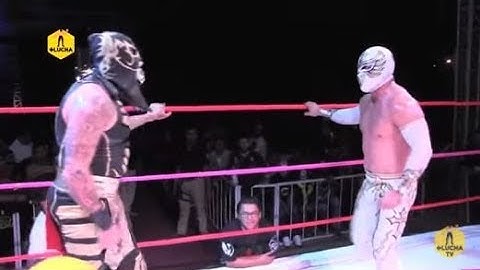 Carístico, Penta Zero M y L.A. Park discuten arriba del ring de Generación XXI