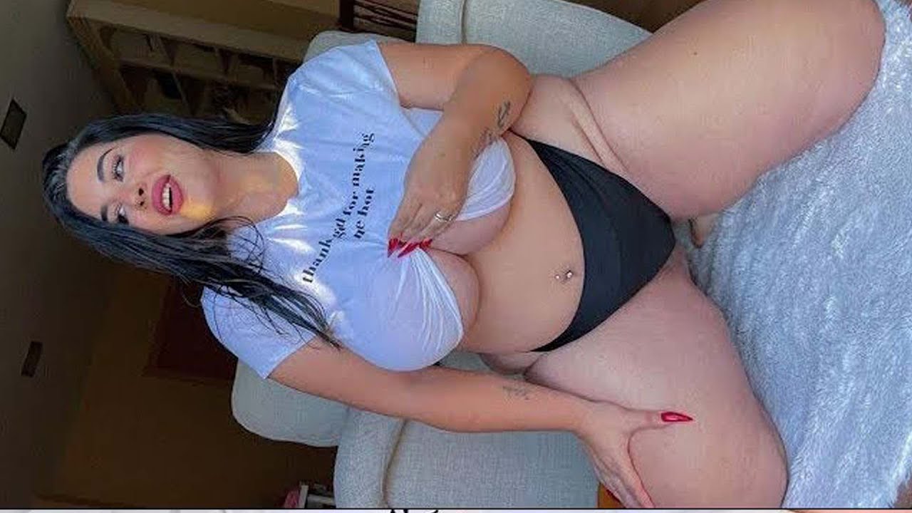 Darby Camp..Biography | Plus SizeModel | Curvy Instagram Stars | FashionCelebrity Wiki.