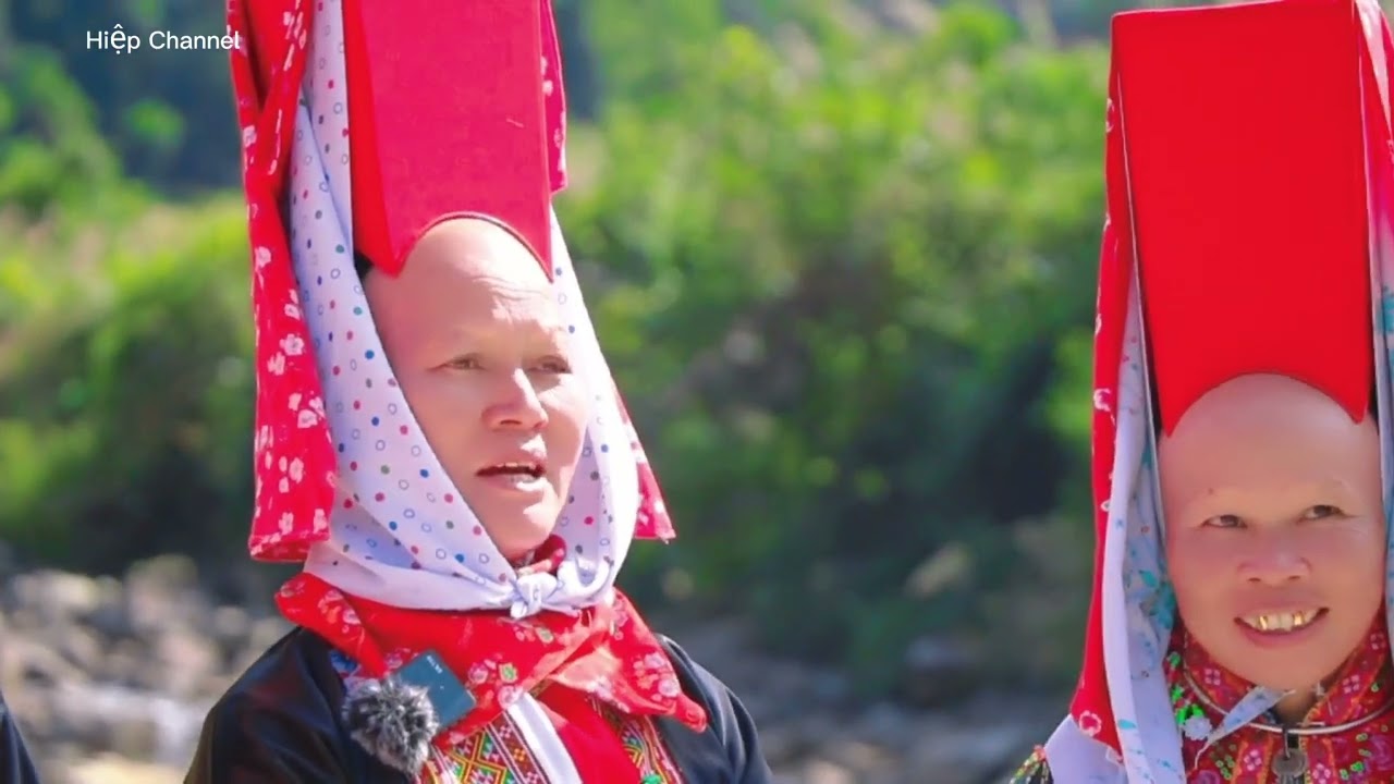 Gặp nhau giữa cầu ko hẹn mà đến hiệp Channel