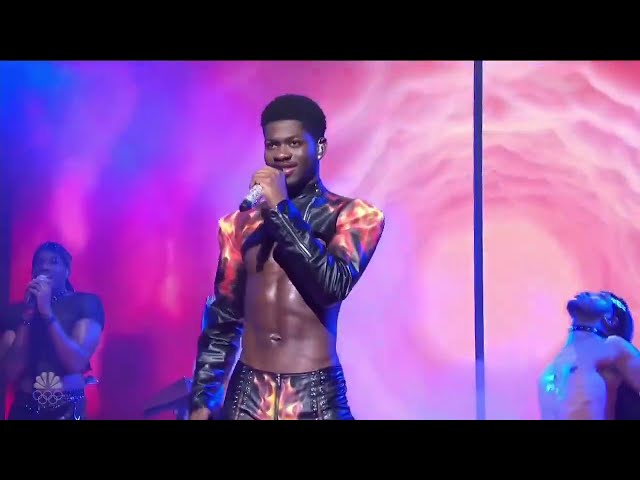 [HD] Lil Nas X - MONTERO (Call Me By Your Name) (SNL Performance) class=