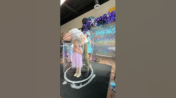 Oops… Bubble show #bubbles #bubblemaw #bubbleshow #bubblefun