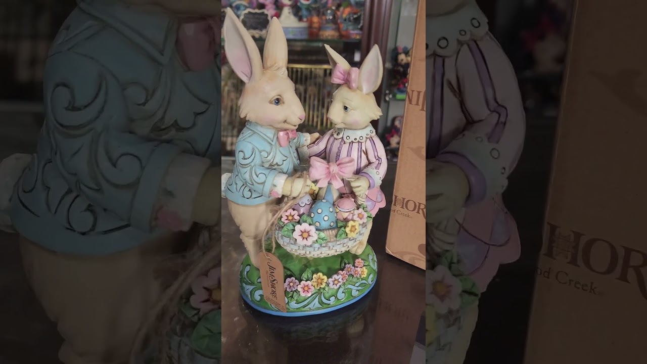 Just in comes The NEW 2024 Easter 🐰 Bunny Couple By Jim Shore 