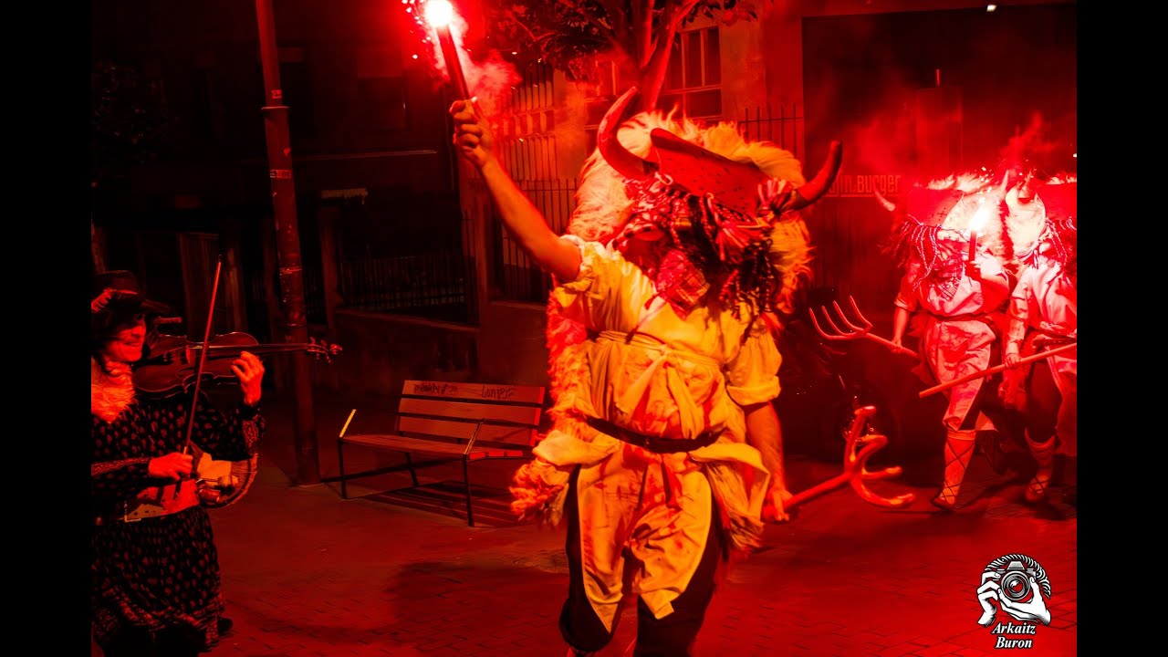 Momotxorroen dantza - Altsasuko inauteria