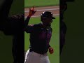 Luis Robert Jr. goes yard! 💪