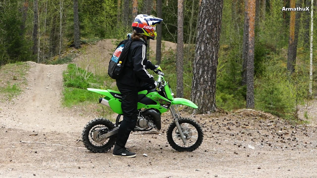Kawasaki KX65cc Incredible 2-Stroke Sounds | Raw