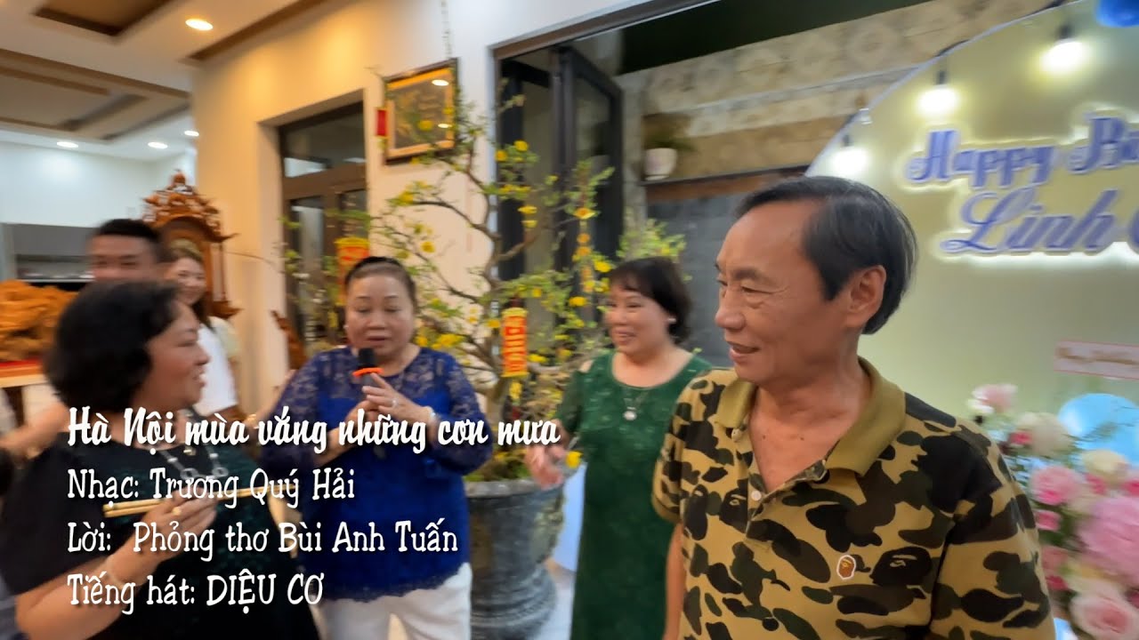 Ha Noi Pho - YouTube