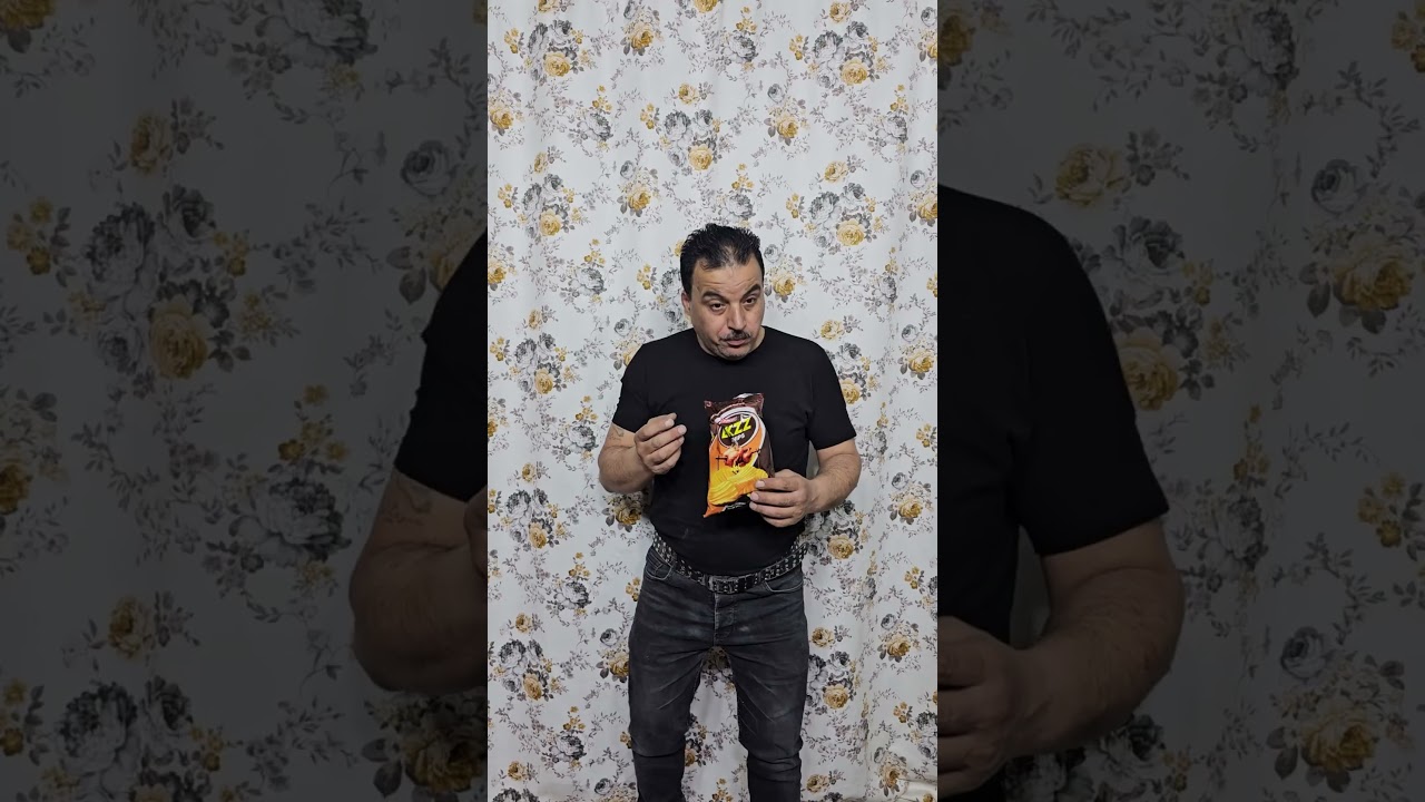 قرمش بطاطس | قطة | قطة تاكل شيبس | chips | قطة | potatoes | شيبس قرمش