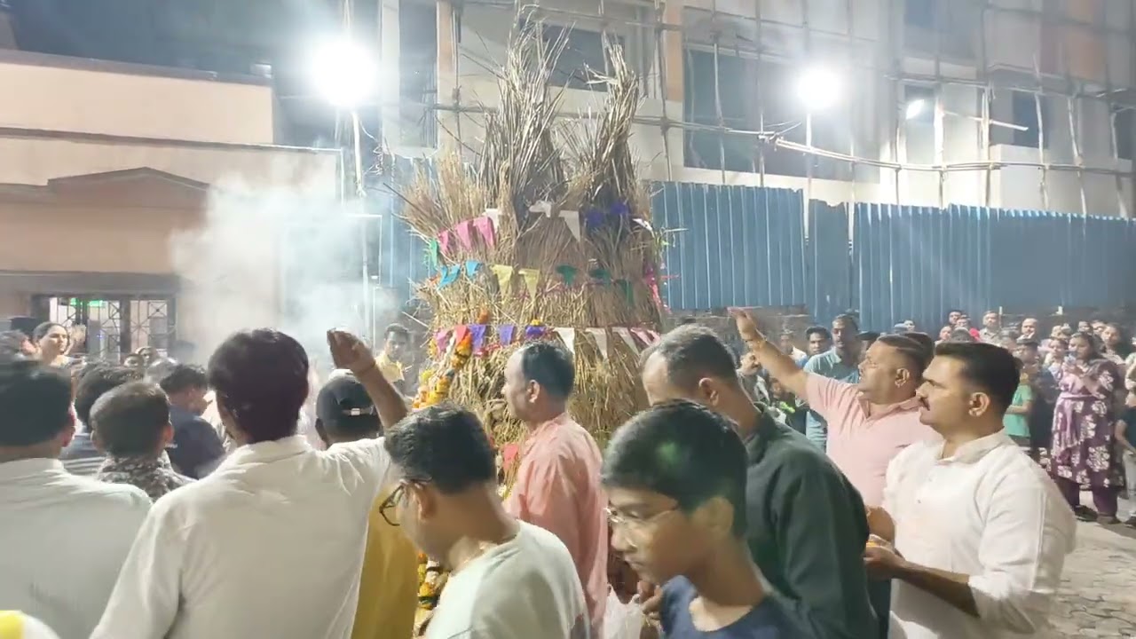 This is how we celebrate holika dahanu❤️#festival #holi #vlog #puja #subscribe #2026 